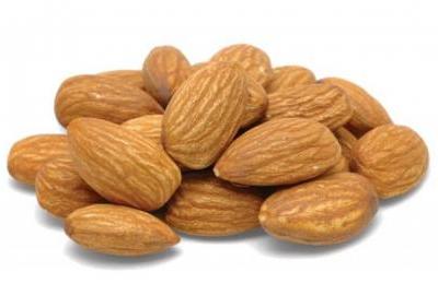 Zašto muškarci trebaju jesti bademe