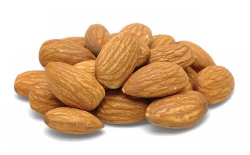 Zašto muškarci trebaju jesti bademe